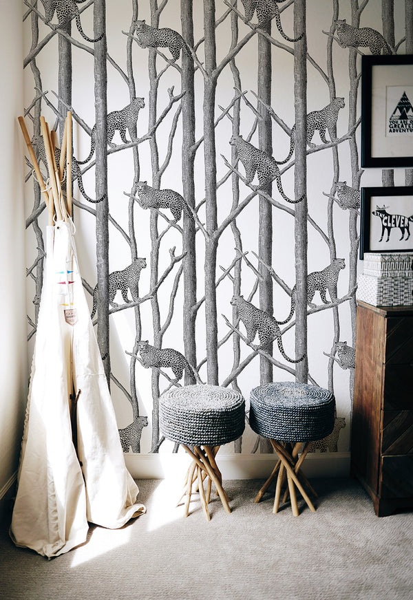 THE ICON EDIT - BLACK & WHITE Wallpaper Pattern No 64509